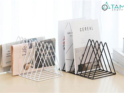 Kệ sách để bàn tam giác bằng sắt S-KSĐB-01